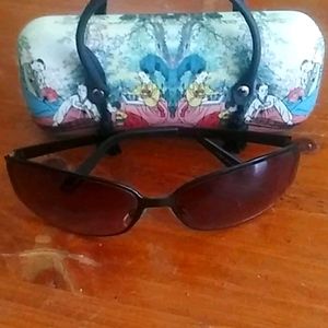 Nine West Black Medal Frame Sunglasses With Case